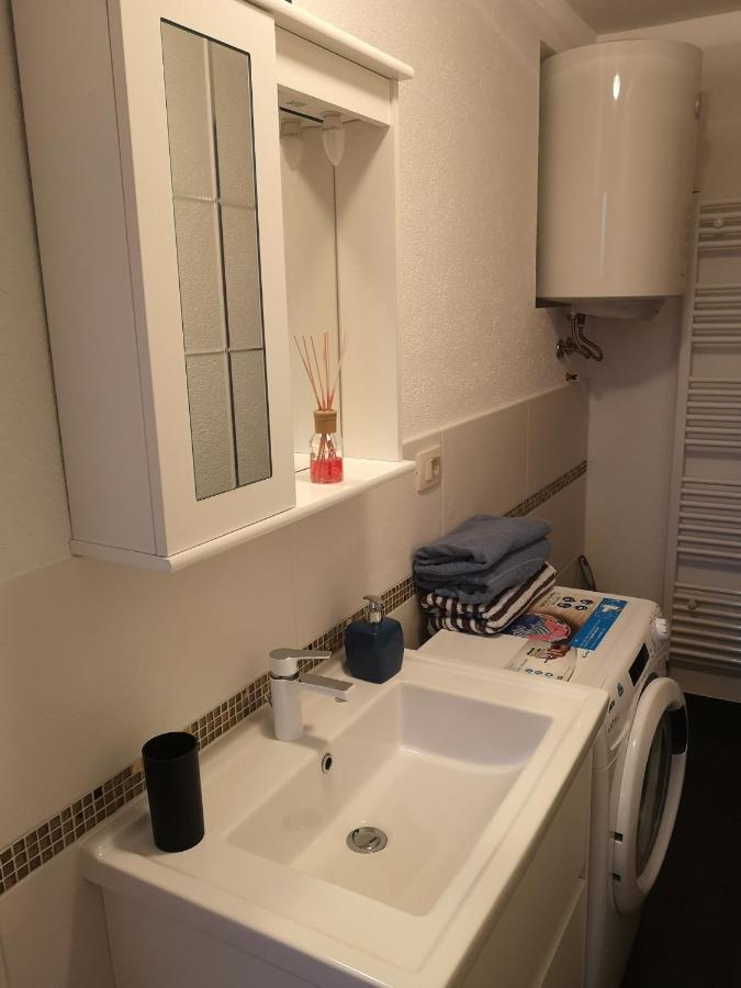 Apartmani Manda Omišalj Extérieur photo